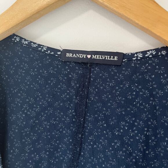 Brandy Melville Blue & White Floral Print Wrap Mini Dress Size Small - Picture 3 of 6